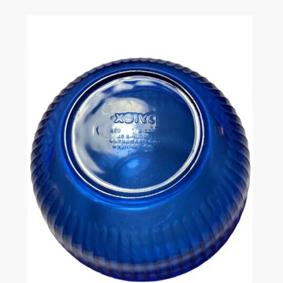 Pyrex Fluted Glass Nesting Mixing Bowls in Cobalt Vintage EUC Like New - Picture 11 of 11